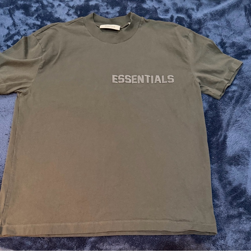 Essentials Men's Olive Short Sleeve Tee